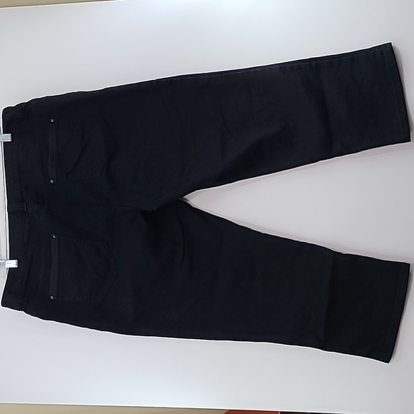 CHICO'S Platinum Denim Black Stretch Crop Jeans - Size 16 - Picture 11 of 13